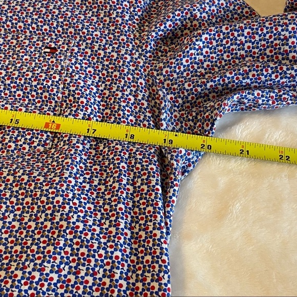 TOMMY HILFIGER / Long Sleeve Button Down Size M - Picture 10 of 12